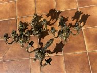 Ажурные бронзовые бра на 3 и 2 свечи. Ажурные бронзовые бра на 3 и 2 свечи.