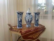 Сет из трех роскошных бельгийских ваз Делф Сет из трех роскошных бельгийских ваз Делф