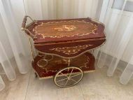 Складной сервировочный столик, маркетри. Складной сервировочный столик, маркетри.