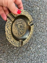 Круглая металлическая пепельница ИГРОКИ Круглая металлическая пепельница ИГРОКИ